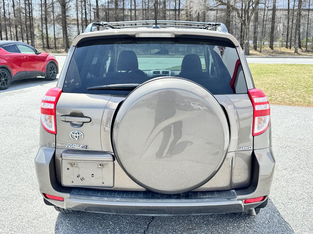 2011 Toyota RAV4 V6 AWD / TRÈS BAS KILOS / 3500LBS REMORQUAGE  / in Thetford Mines, Quebec - 5 - w1024h768px