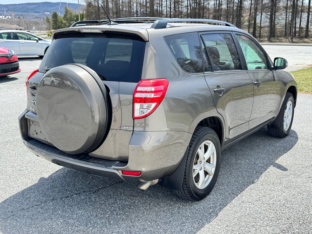 2011 Toyota RAV4 V6 AWD / TRÈS BAS KILOS / 3500LBS REMORQUAGE  / in Thetford Mines, Quebec - 4 - w1024h768px
