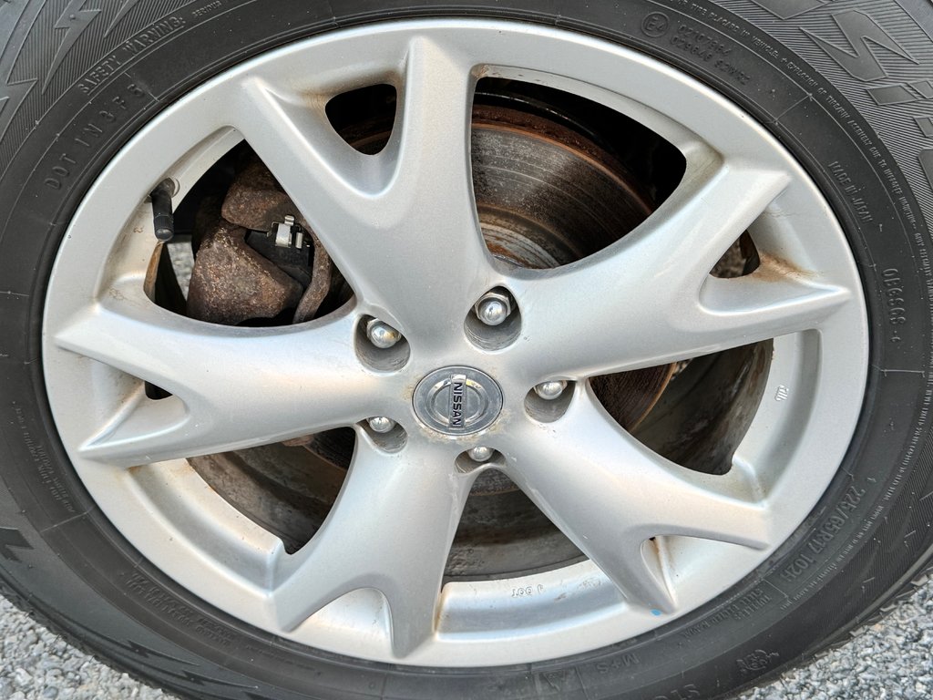 2011 Toyota RAV4 V6 AWD / TRÈS BAS KILOS / 3500LBS REMORQUAGE  / in Thetford Mines, Quebec - 15 - w1024h768px