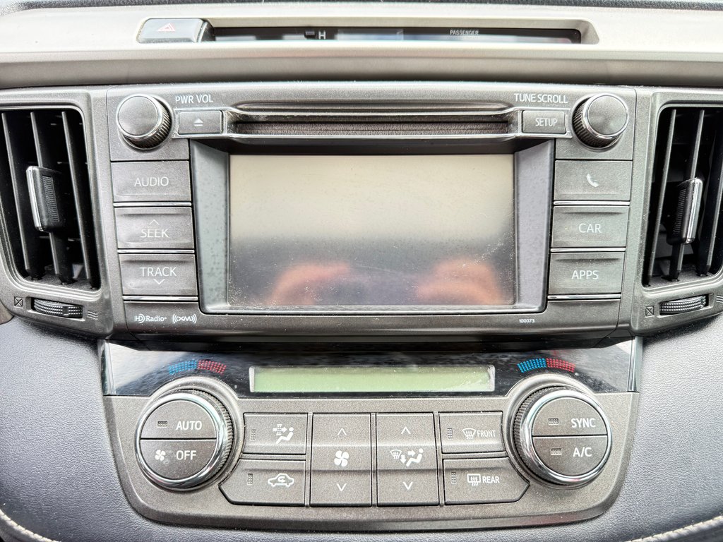 2013 Toyota RAV4 XLE/ BIEN ÉQUIPÉ/ POLYVALENT/FIABLE in Thetford Mines, Quebec - 26 - w1024h768px