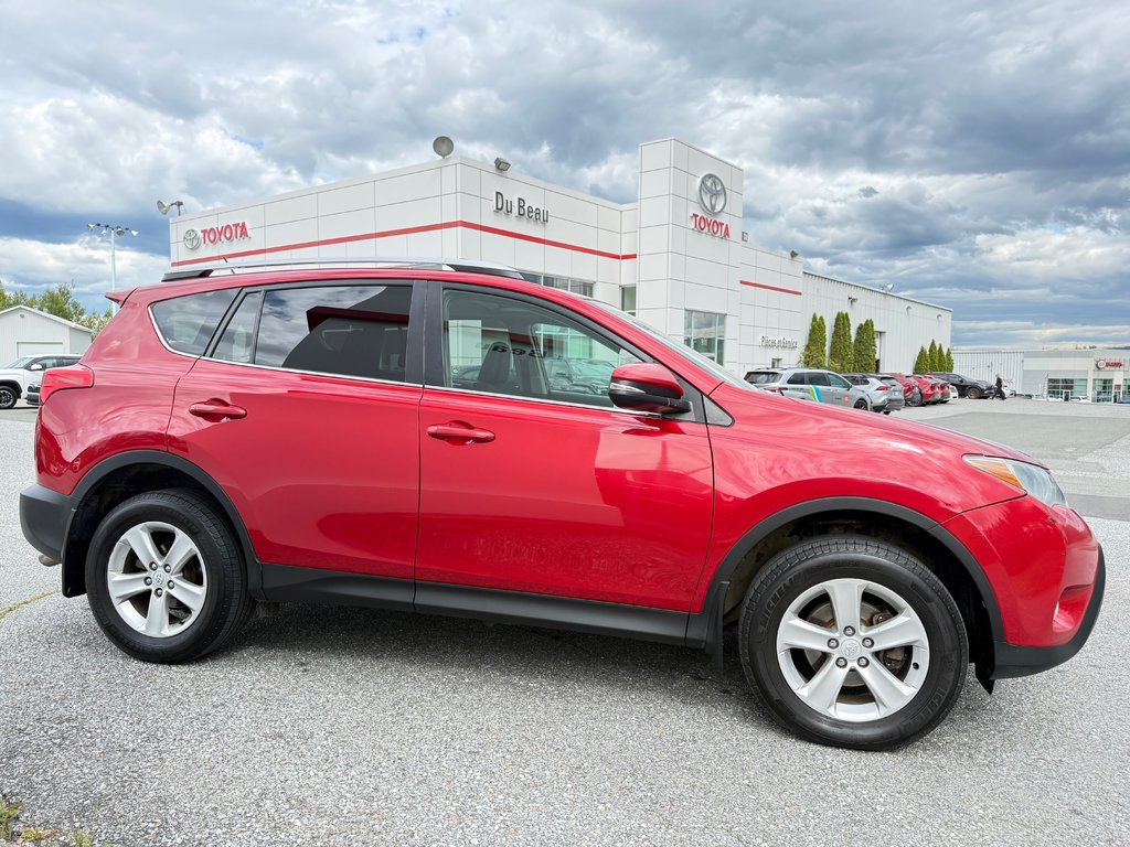 2013 Toyota RAV4 XLE/ BIEN ÉQUIPÉ/ POLYVALENT/FIABLE in Thetford Mines, Quebec - 4 - w1024h768px