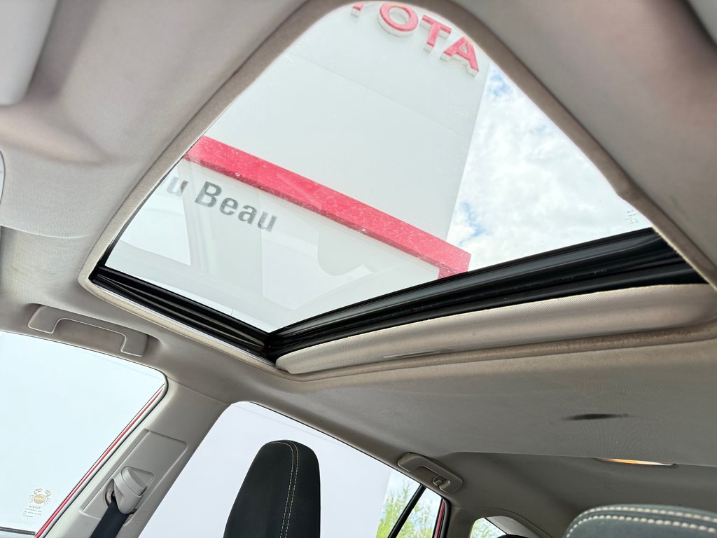 2013 Toyota RAV4 XLE/ BIEN ÉQUIPÉ/ POLYVALENT/FIABLE in Thetford Mines, Quebec - 20 - w1024h768px