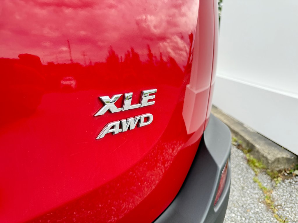2013 Toyota RAV4 XLE/ BIEN ÉQUIPÉ/ POLYVALENT/FIABLE in Thetford Mines, Quebec - 14 - w1024h768px