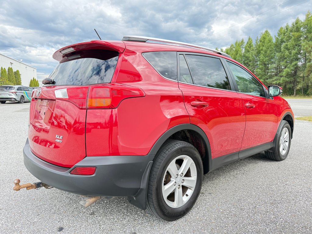 2013 Toyota RAV4 XLE/ BIEN ÉQUIPÉ/ POLYVALENT/FIABLE in Thetford Mines, Quebec - 5 - w1024h768px