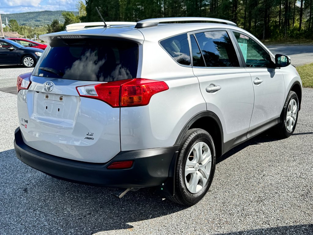 Toyota RAV4 LE AWD / EXCELLENT VUS DE QUALITÉ A PETIT PRIX / 2015 à Thetford Mines, Québec - 4 - w1024h768px