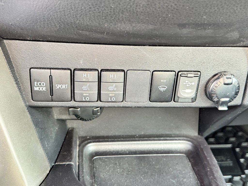 Toyota RAV4 LE AWD / EXCELLENT VUS DE QUALITÉ A PETIT PRIX / 2015 à Thetford Mines, Québec - 43 - w1024h768px