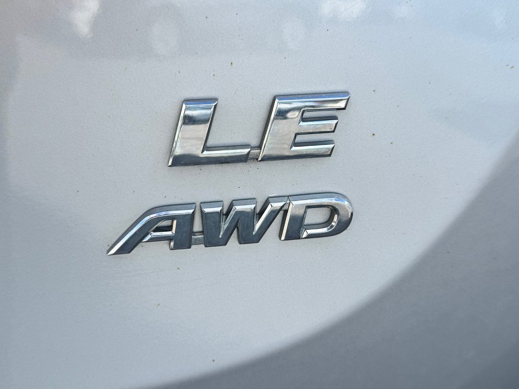 Toyota RAV4 LE AWD / EXCELLENT VUS DE QUALITÉ A PETIT PRIX / 2015 à Thetford Mines, Québec - 23 - w1024h768px