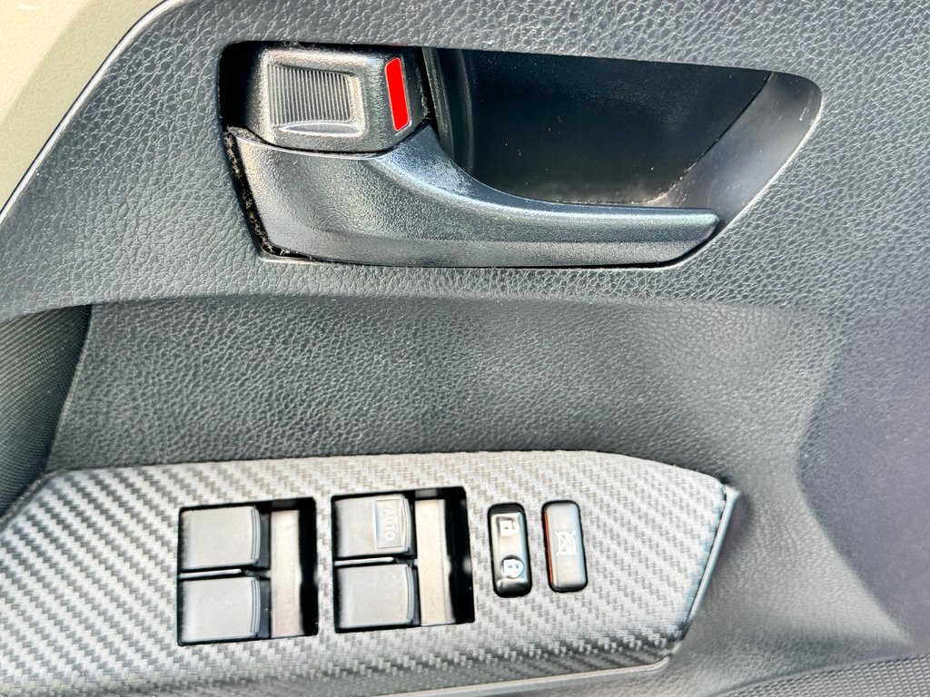 Toyota RAV4 LE AWD / EXCELLENT VUS DE QUALITÉ A PETIT PRIX / 2015 à Thetford Mines, Québec - 26 - w1024h768px