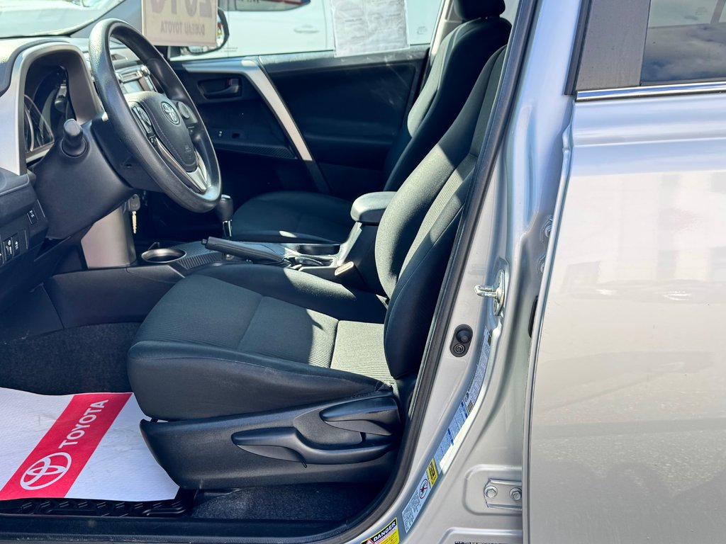 Toyota RAV4 LE AWD / EXCELLENT VUS DE QUALITÉ A PETIT PRIX / 2015 à Thetford Mines, Québec - 28 - w1024h768px