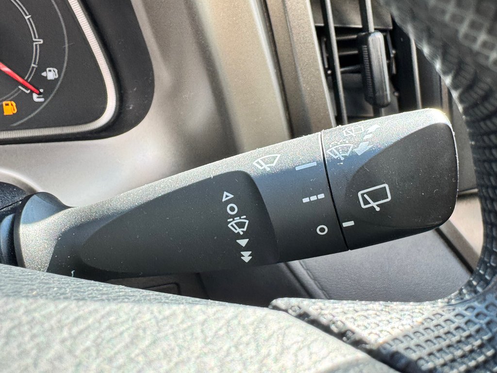 Toyota RAV4 LE AWD / EXCELLENT VUS DE QUALITÉ A PETIT PRIX / 2015 à Thetford Mines, Québec - 38 - w1024h768px