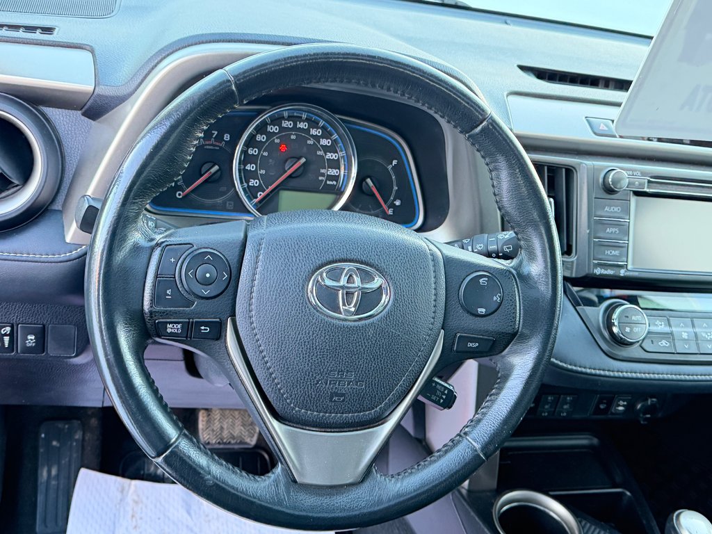 Toyota RAV4 LIMITED AWD / 118.500KM SEULEMENT / WOW !!!! / 2015 à Thetford Mines, Québec - 38 - w1024h768px