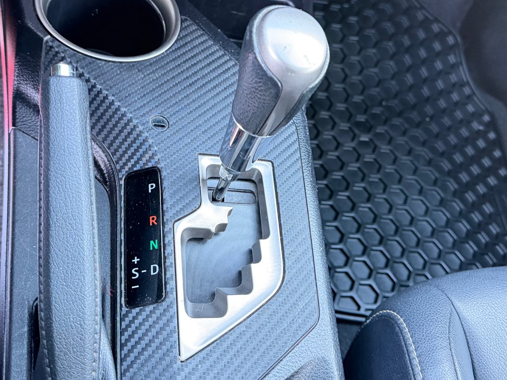 Toyota RAV4 LIMITED AWD / 118.500KM SEULEMENT / WOW !!!! / 2015 à Thetford Mines, Québec - 53 - w1024h768px