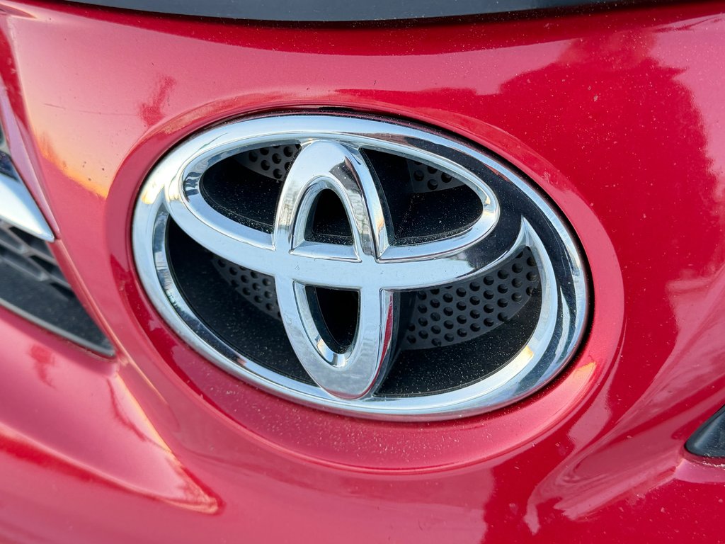 Toyota RAV4 LIMITED AWD / 118.500KM SEULEMENT / WOW !!!! / 2015 à Thetford Mines, Québec - 12 - w1024h768px