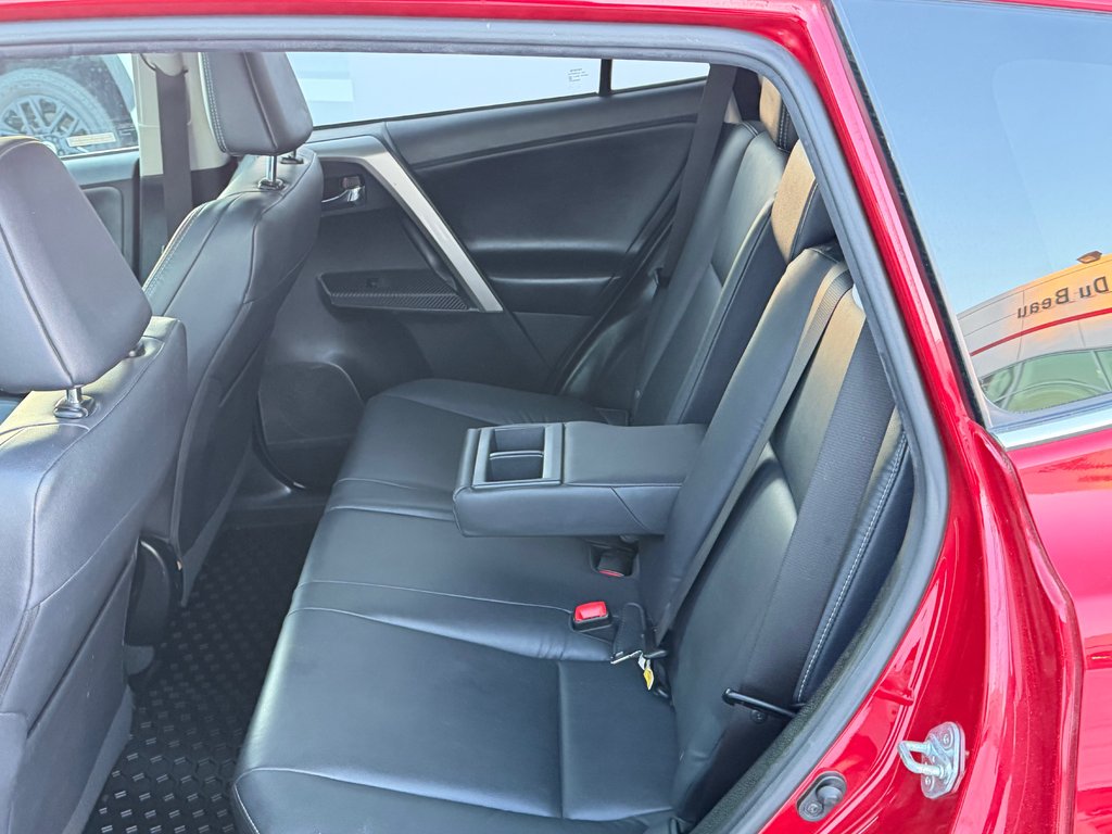 Toyota RAV4 LIMITED AWD / 118.500KM SEULEMENT / WOW !!!! / 2015 à Thetford Mines, Québec - 62 - w1024h768px