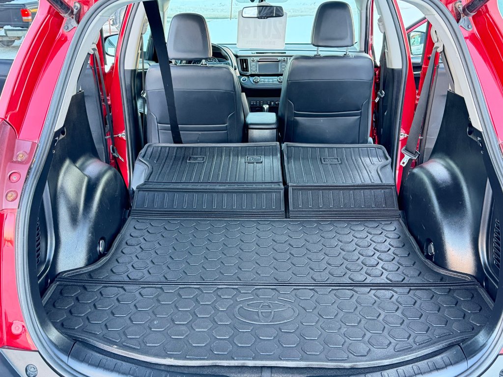 Toyota RAV4 LIMITED AWD / 118.500KM SEULEMENT / WOW !!!! / 2015 à Thetford Mines, Québec - 66 - w1024h768px