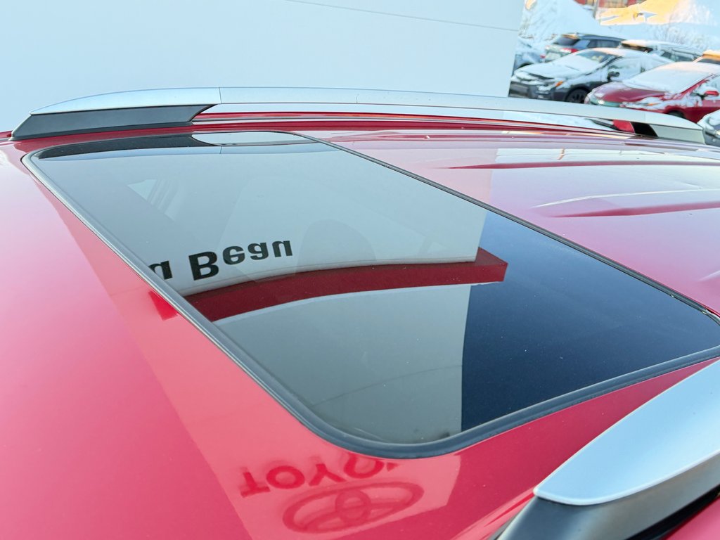 Toyota RAV4 LIMITED AWD / 118.500KM SEULEMENT / WOW !!!! / 2015 à Thetford Mines, Québec - 18 - w1024h768px