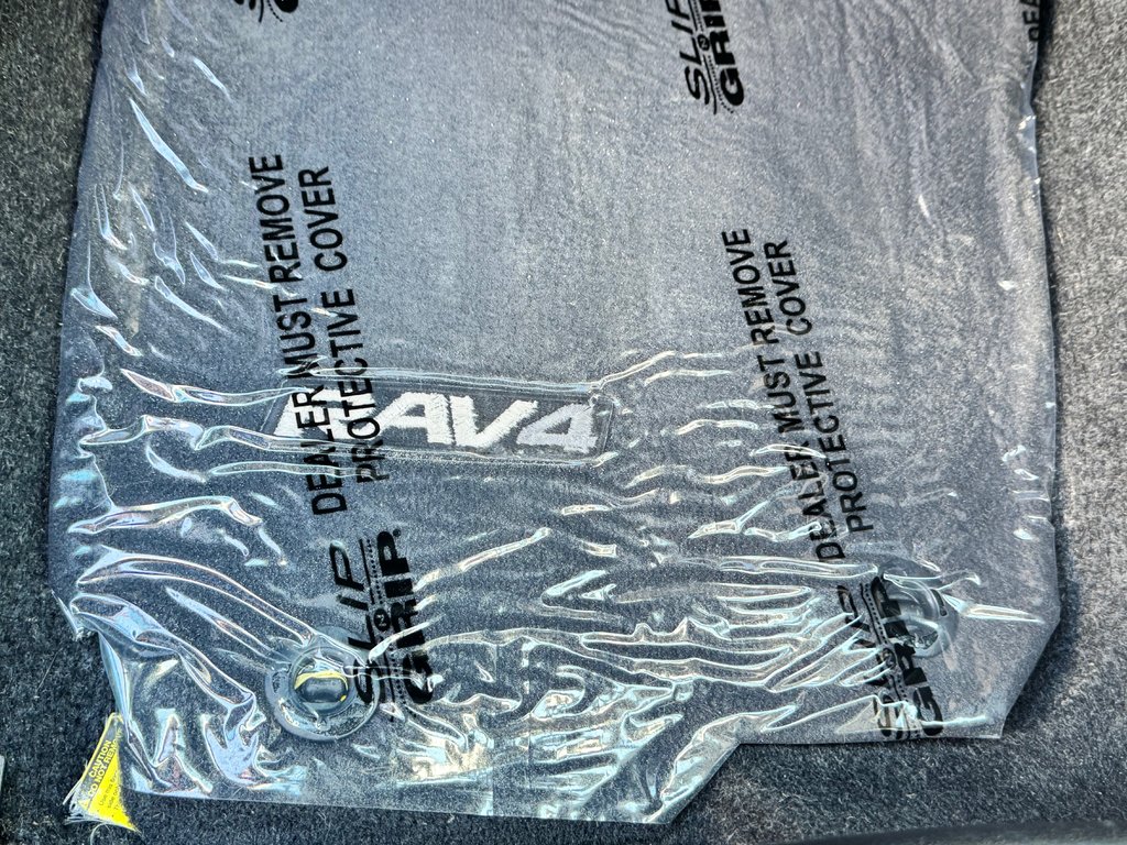 Toyota RAV4 XLE AWD / FINANCEMENT DISPONIBLE / 2017 à Thetford Mines, Québec - 39 - w1024h768px