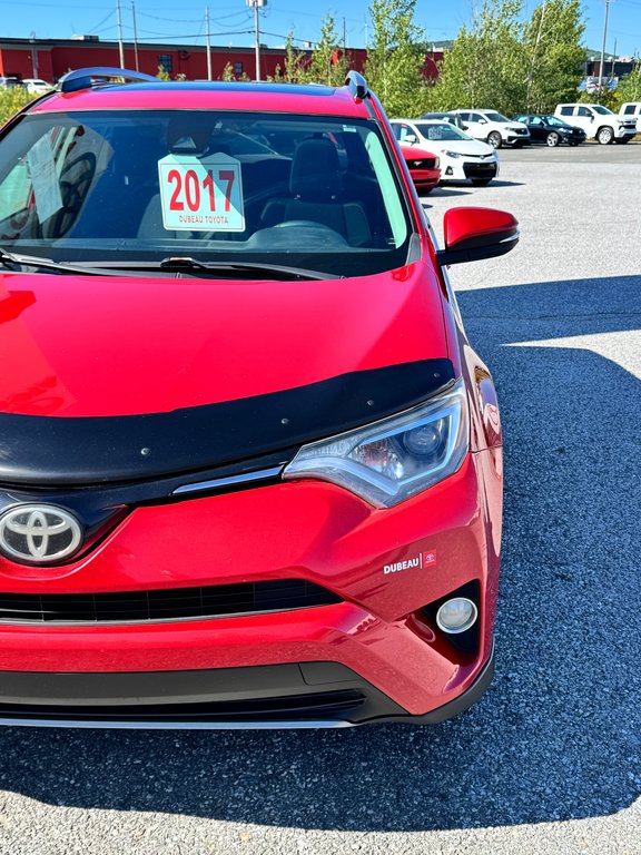 Toyota RAV4 XLE AWD / FINANCEMENT DISPONIBLE / 2017 à Thetford Mines, Québec - 9 - w1024h768px