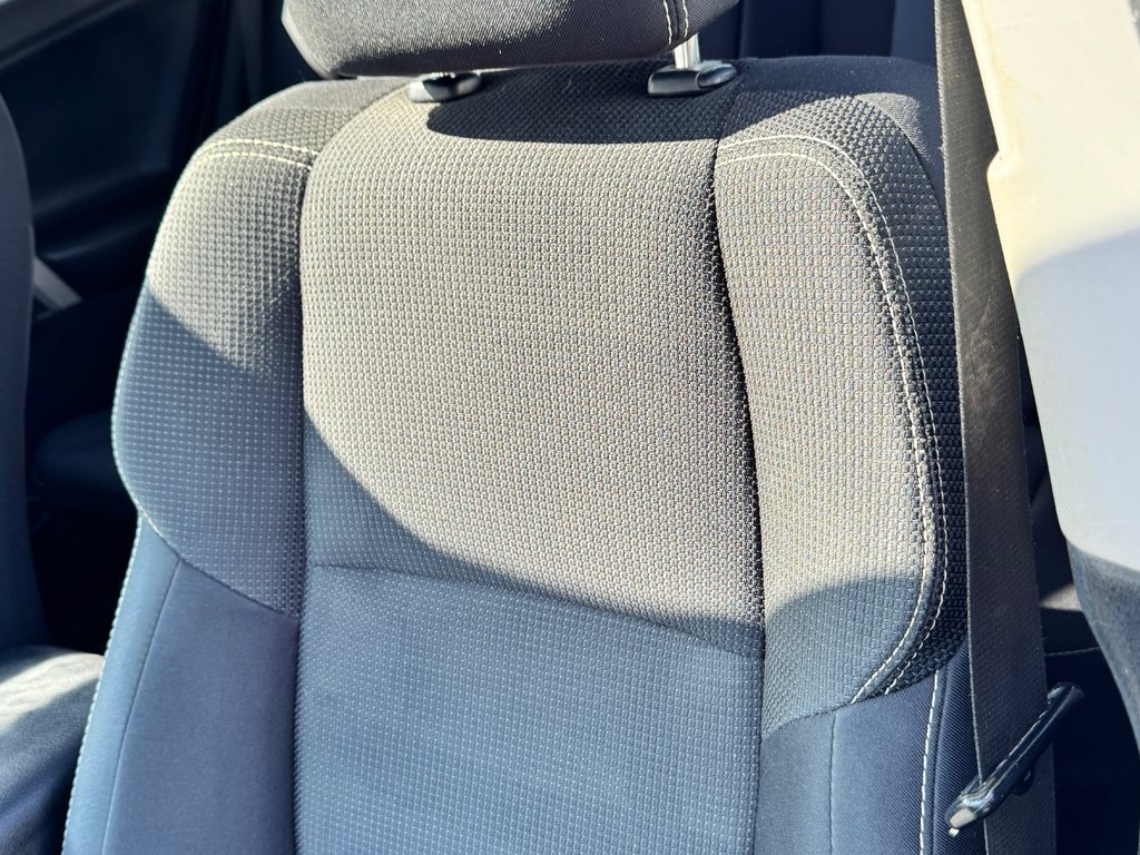 Toyota RAV4 XLE AWD / FINANCEMENT DISPONIBLE / 2017 à Thetford Mines, Québec - 35 - w1024h768px
