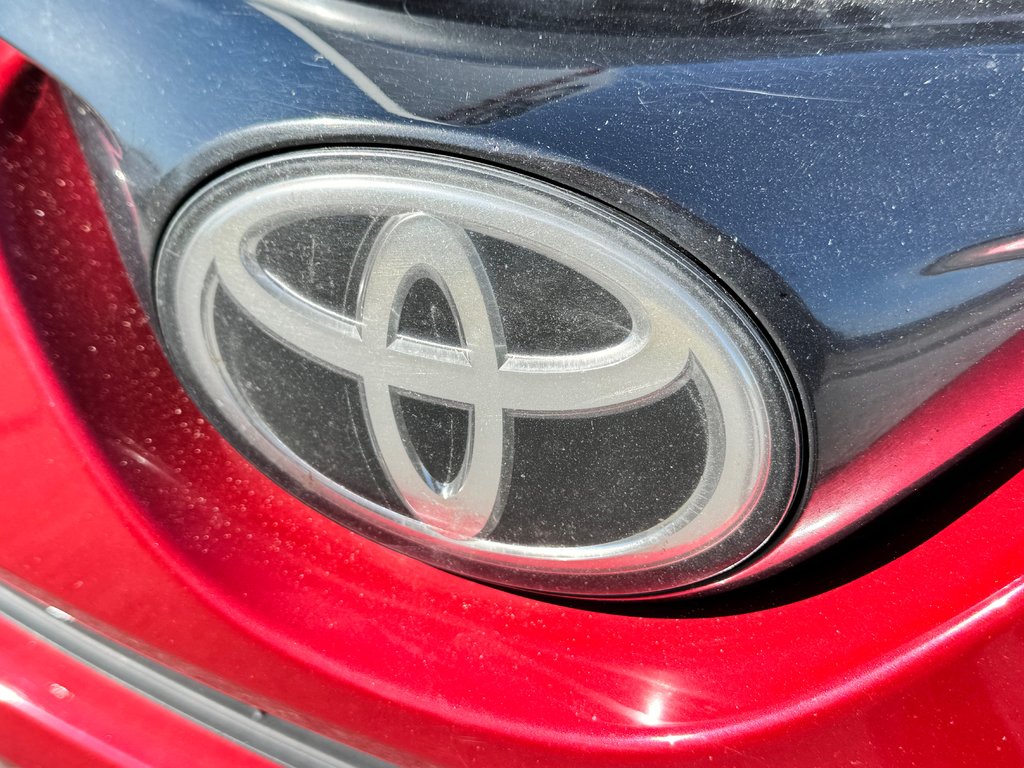 Toyota RAV4 XLE AWD / FINANCEMENT DISPONIBLE / 2017 à Thetford Mines, Québec - 13 - w1024h768px