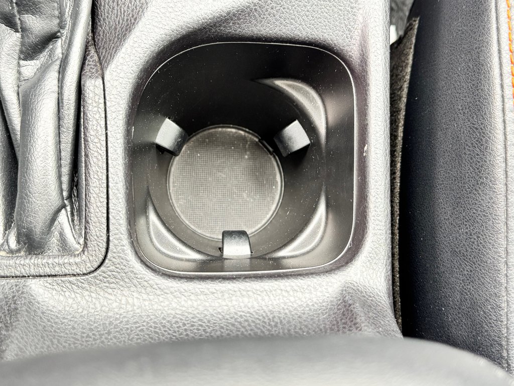 Toyota RAV4 SE AWD / CUIR / GPS / HITCH ET +++ / 2018 à Thetford Mines, Québec - 56 - w1024h768px