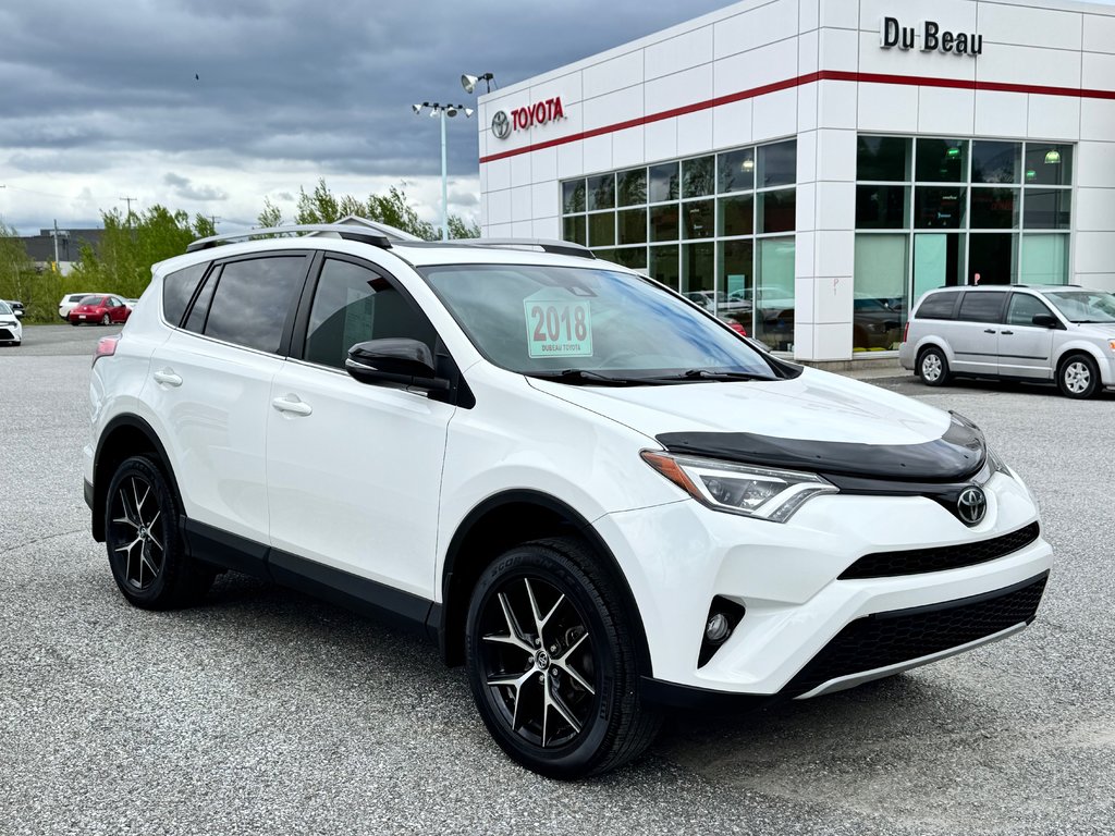 Toyota RAV4 SE AWD / CUIR / GPS / HITCH ET +++ / 2018 à Thetford Mines, Québec - 3 - w1024h768px