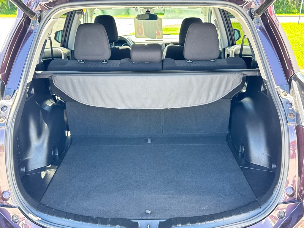 2018 Toyota RAV4 XLE AWD / 60,000KM WOW ! MOINS CHER DU NET / in Thetford Mines, Quebec - 61 - w1024h768px