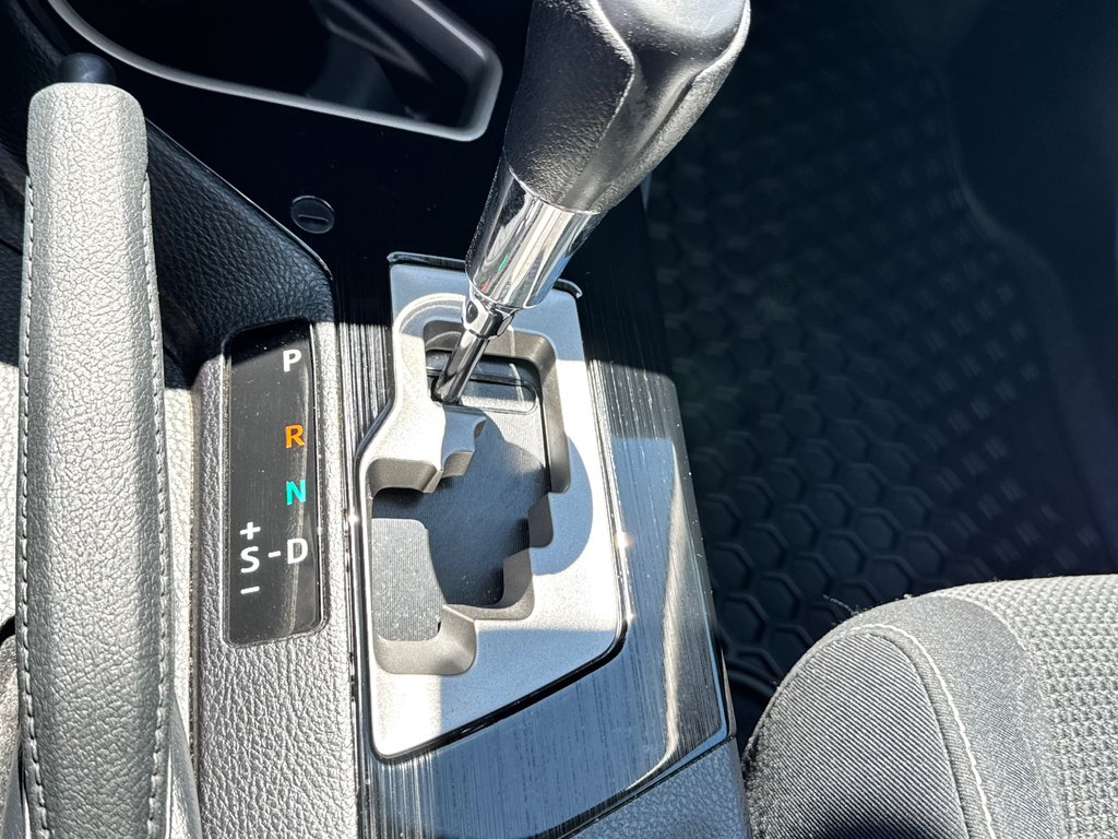 2018 Toyota RAV4 XLE AWD / 60,000KM WOW ! MOINS CHER DU NET / in Thetford Mines, Quebec - 49 - w1024h768px