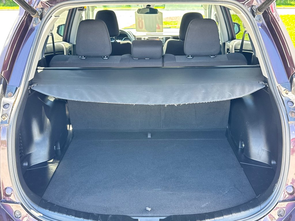 2018 Toyota RAV4 XLE AWD / 60,000KM WOW ! MOINS CHER DU NET / in Thetford Mines, Quebec - 60 - w1024h768px