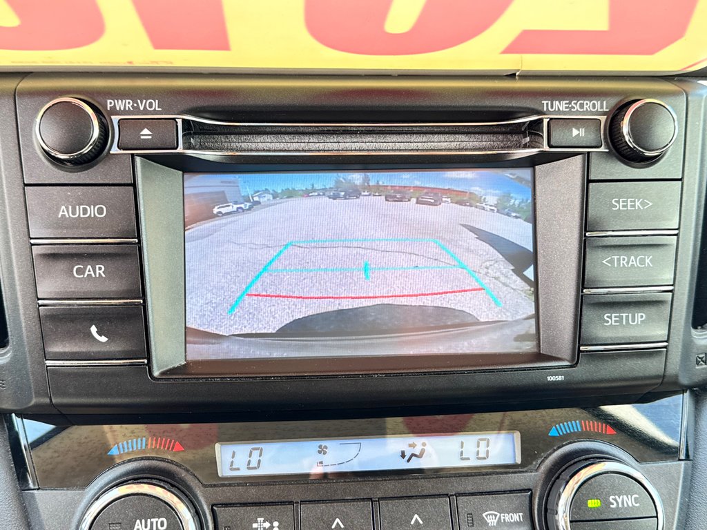 2018 Toyota RAV4 XLE AWD / 60,000KM WOW ! MOINS CHER DU NET / in Thetford Mines, Quebec - 45 - w1024h768px