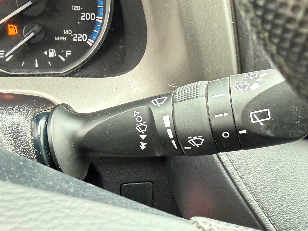 Toyota RAV4 LE AWD /BLUETOOTH / PNEUS ÉTÉ NEUFS 2018 à Thetford Mines, Québec - 37 - w1024h768px