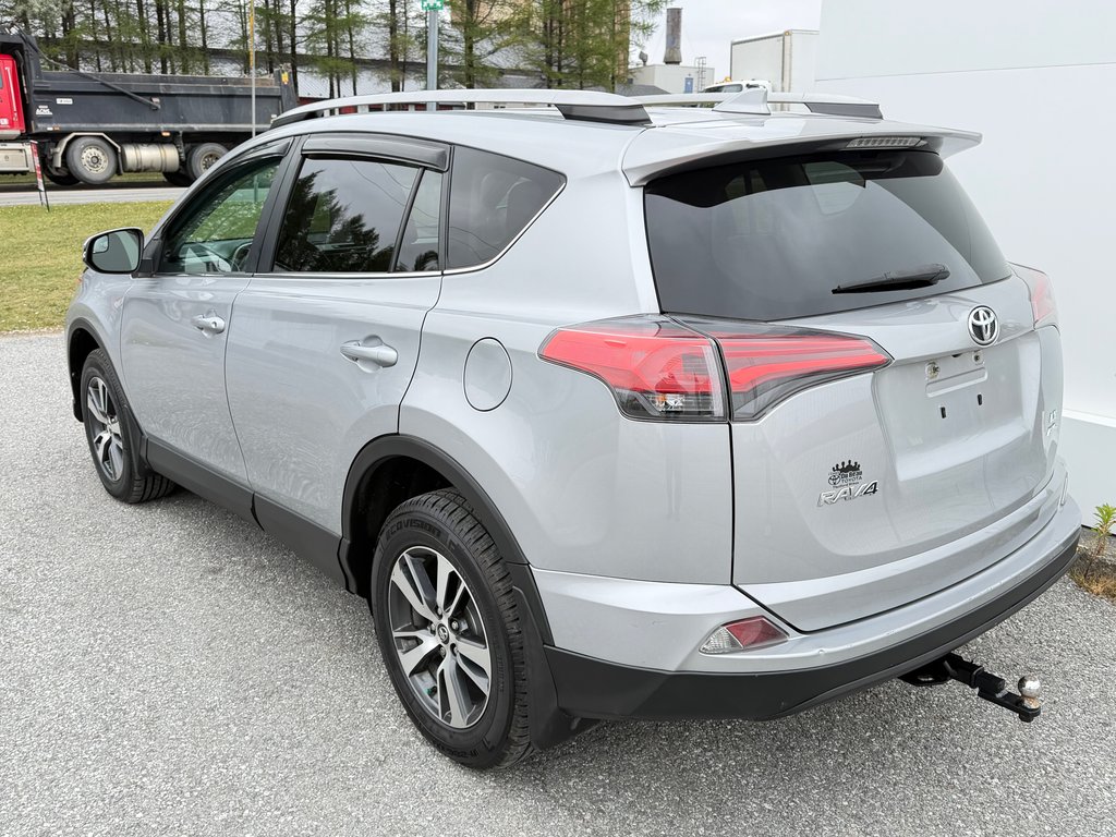 Toyota RAV4 LE AWD /BLUETOOTH / PNEUS ÉTÉ NEUFS 2018 à Thetford Mines, Québec - 8 - w1024h768px