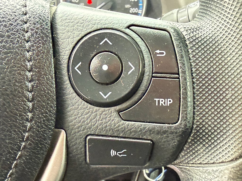Toyota RAV4 LE AWD /BLUETOOTH / PNEUS ÉTÉ NEUFS 2018 à Thetford Mines, Québec - 35 - w1024h768px