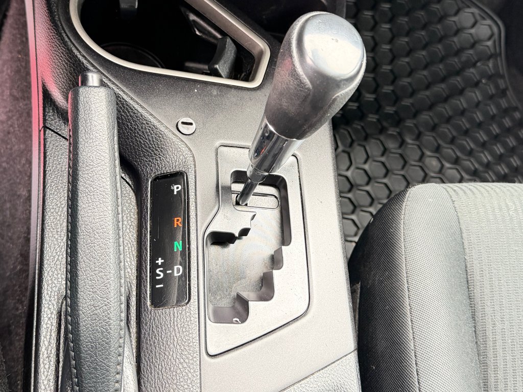 Toyota RAV4 LE AWD /BLUETOOTH / PNEUS ÉTÉ NEUFS 2018 à Thetford Mines, Québec - 44 - w1024h768px