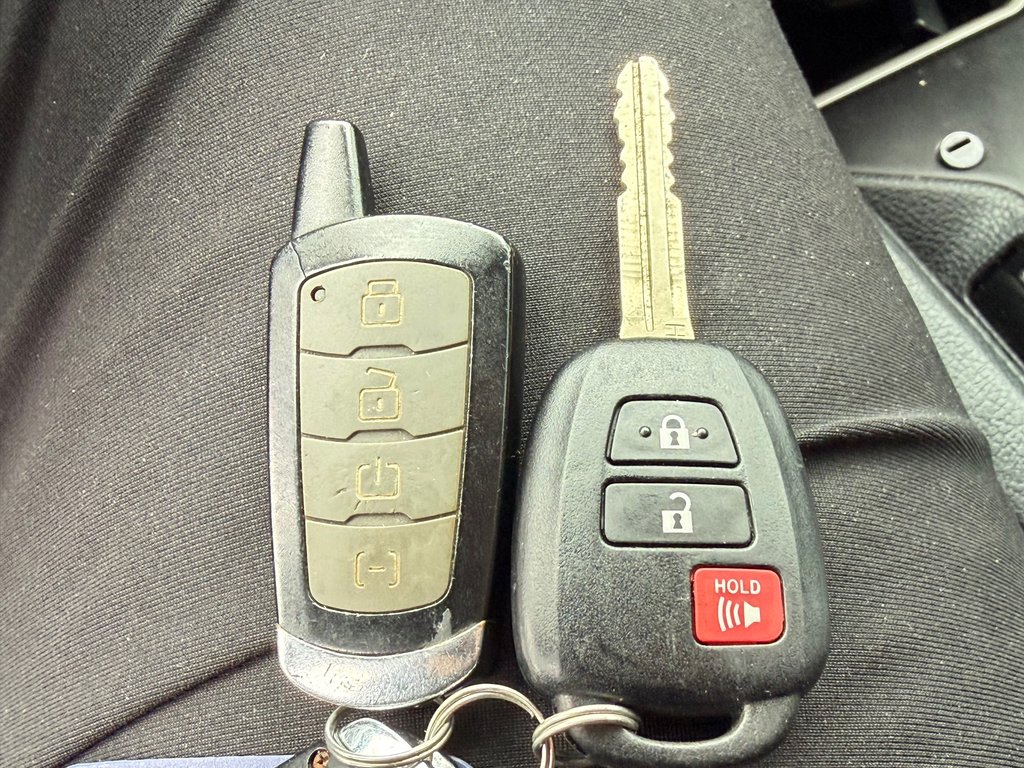 Toyota RAV4 LE AWD /BLUETOOTH / PNEUS ÉTÉ NEUFS 2018 à Thetford Mines, Québec - 50 - w1024h768px