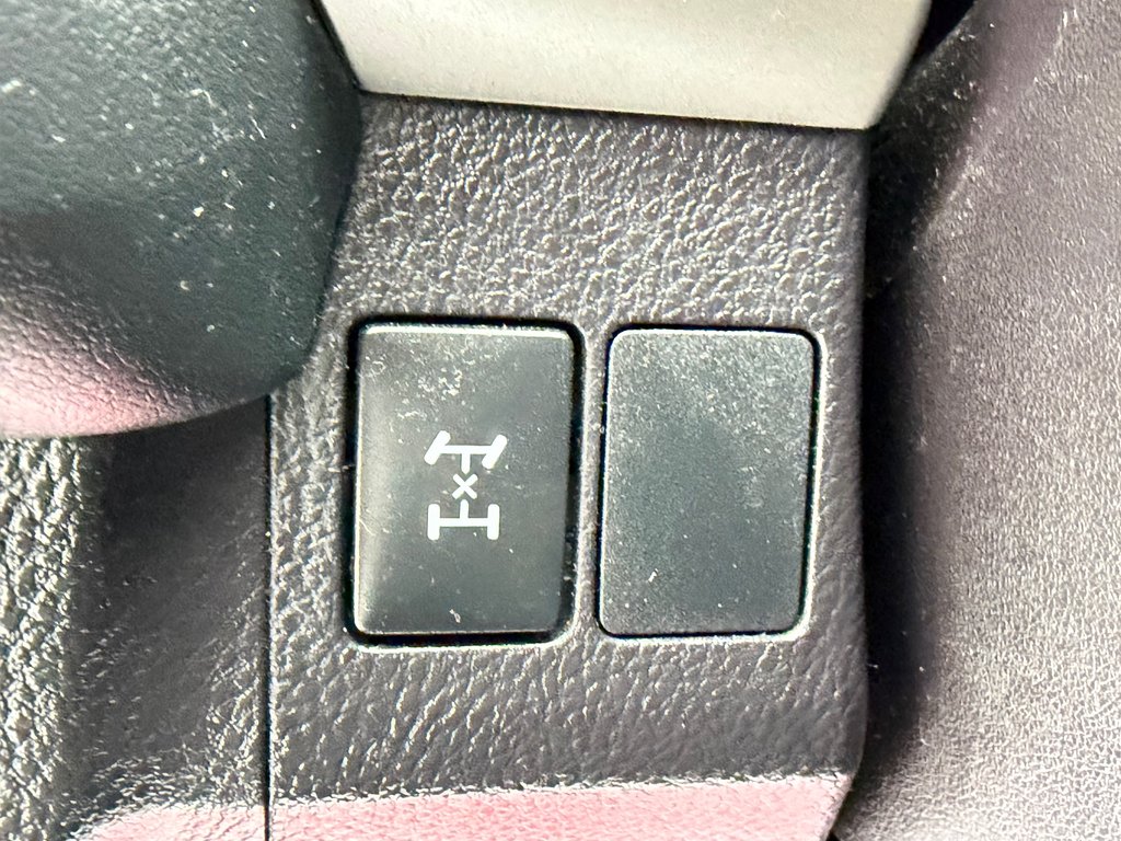 Toyota RAV4 LE AWD /BLUETOOTH / PNEUS ÉTÉ NEUFS 2018 à Thetford Mines, Québec - 31 - w1024h768px