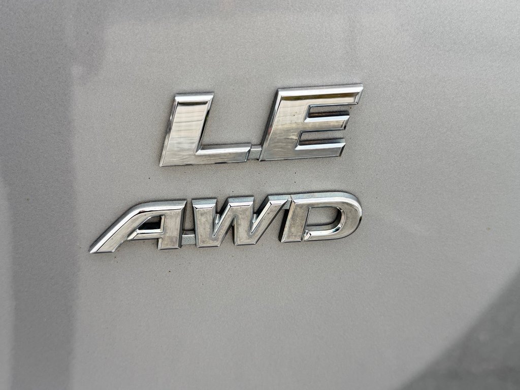 Toyota RAV4 LE AWD /BLUETOOTH / PNEUS ÉTÉ NEUFS 2018 à Thetford Mines, Québec - 24 - w1024h768px
