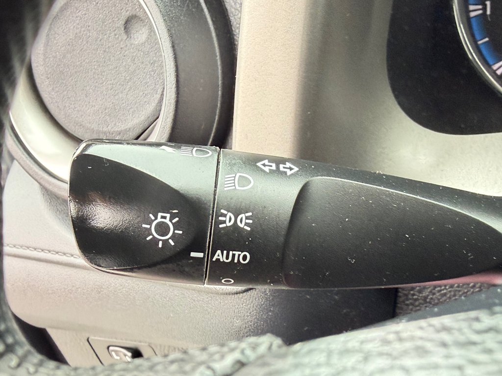 Toyota RAV4 LE AWD /BLUETOOTH / PNEUS ÉTÉ NEUFS 2018 à Thetford Mines, Québec - 34 - w1024h768px