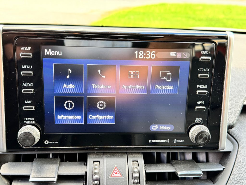Toyota RAV4 XLE PREMIUM AWD / MAGS 19 / CUIR / 2019 à Thetford Mines, Québec - 41 - w1024h768px