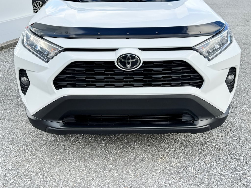 Toyota RAV4 XLE PREMIUM AWD / MAGS 19 / CUIR / 2019 à Thetford Mines, Québec - 13 - w1024h768px