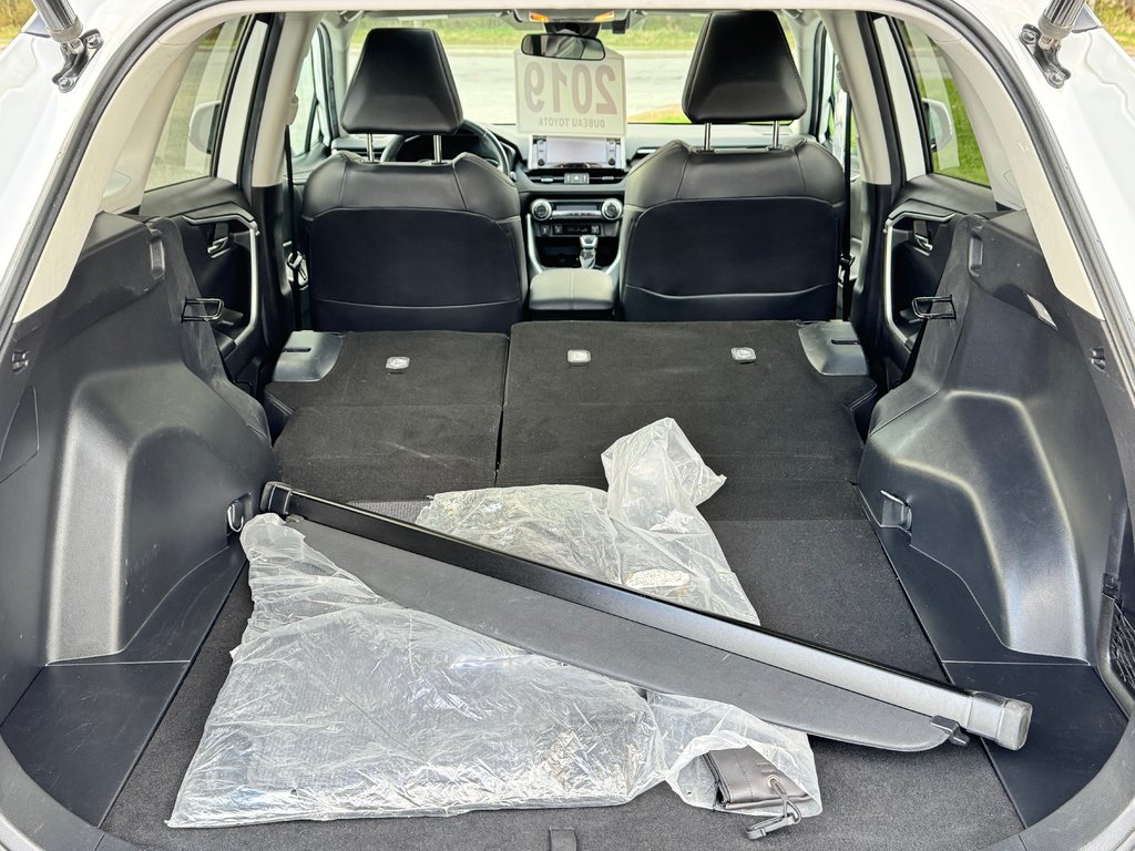 Toyota RAV4 XLE PREMIUM AWD / MAGS 19 / CUIR / 2019 à Thetford Mines, Québec - 68 - w1024h768px