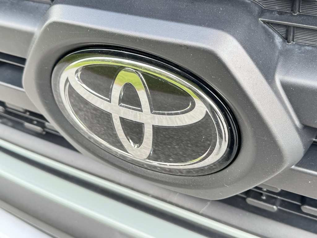 Toyota RAV4 TRAIL AWD / HITCH / MEILLEUR PRIX GARANTIS / 2019 à Thetford Mines, Québec - 12 - w1024h768px