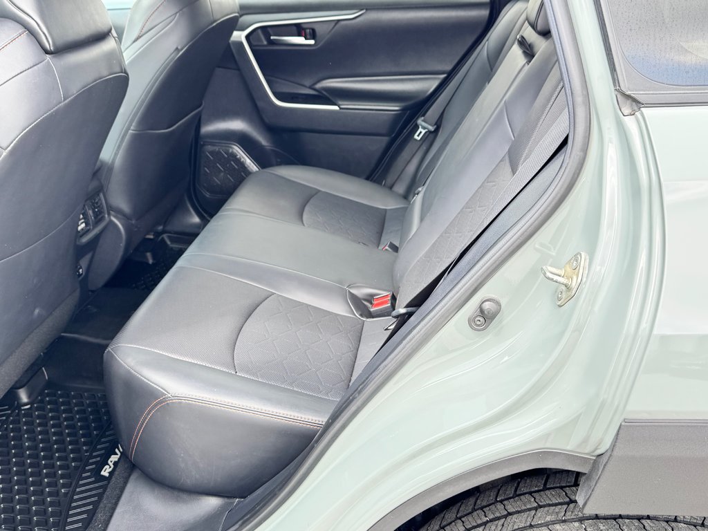 Toyota RAV4 TRAIL AWD / HITCH / MEILLEUR PRIX GARANTIS / 2019 à Thetford Mines, Québec - 65 - w1024h768px
