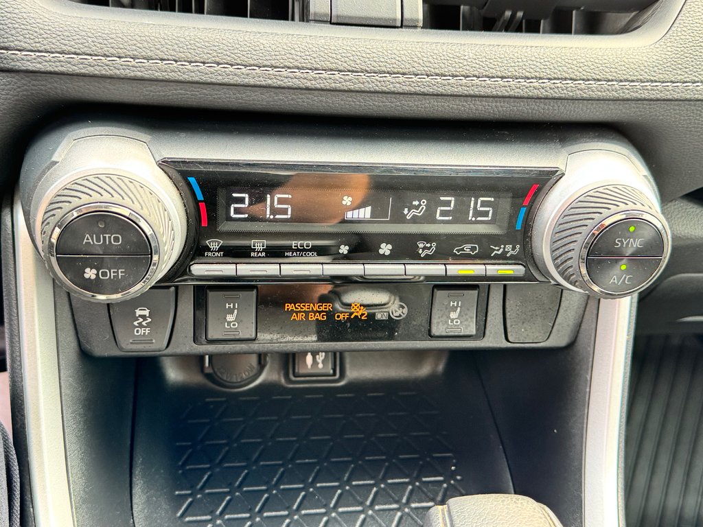 Toyota RAV4 XLE AWD / TRÈS BAS KILOS / FIABILITÉ ASSURÉE / 2019 à Thetford Mines, Québec - 46 - w1024h768px