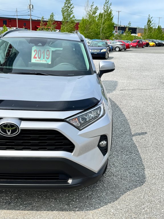 Toyota RAV4 XLE AWD / TRÈS BAS KILOS / FIABILITÉ ASSURÉE / 2019 à Thetford Mines, Québec - 8 - w1024h768px