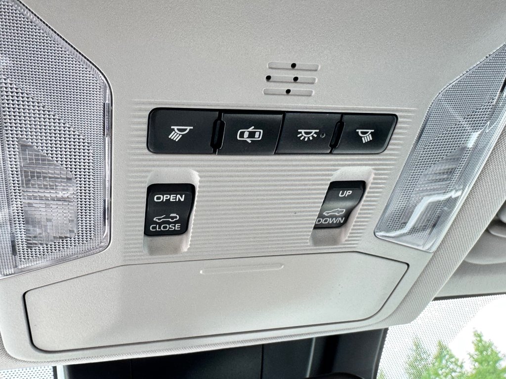 Toyota RAV4 XLE AWD / TRÈS BAS KILOS / FIABILITÉ ASSURÉE / 2019 à Thetford Mines, Québec - 56 - w1024h768px