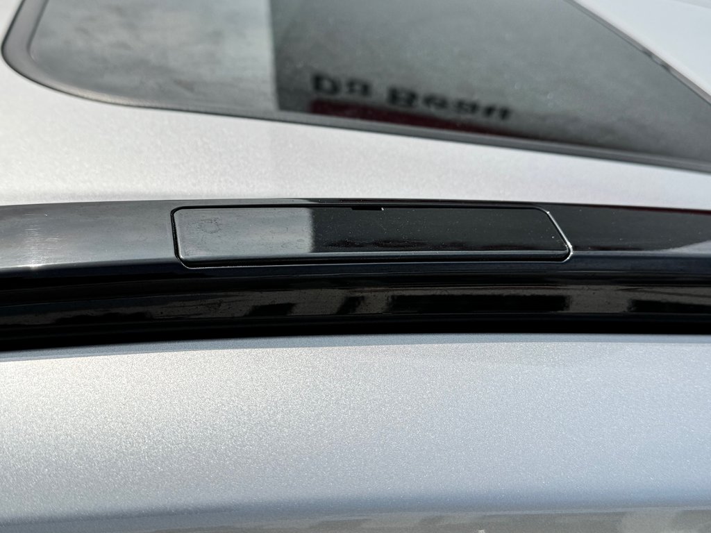 Toyota RAV4 XLE AWD / TRÈS BAS KILOS / FIABILITÉ ASSURÉE / 2019 à Thetford Mines, Québec - 23 - w1024h768px