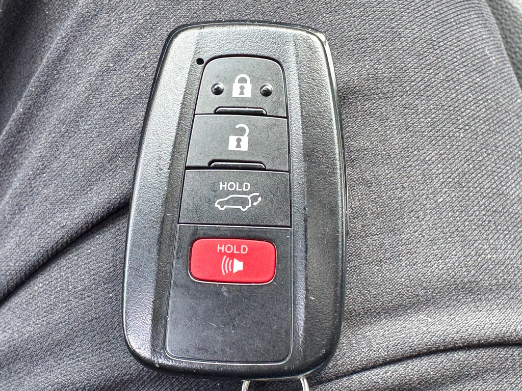 Toyota RAV4 XLE AWD / TRÈS BAS KILOS / FIABILITÉ ASSURÉE / 2019 à Thetford Mines, Québec - 57 - w1024h768px