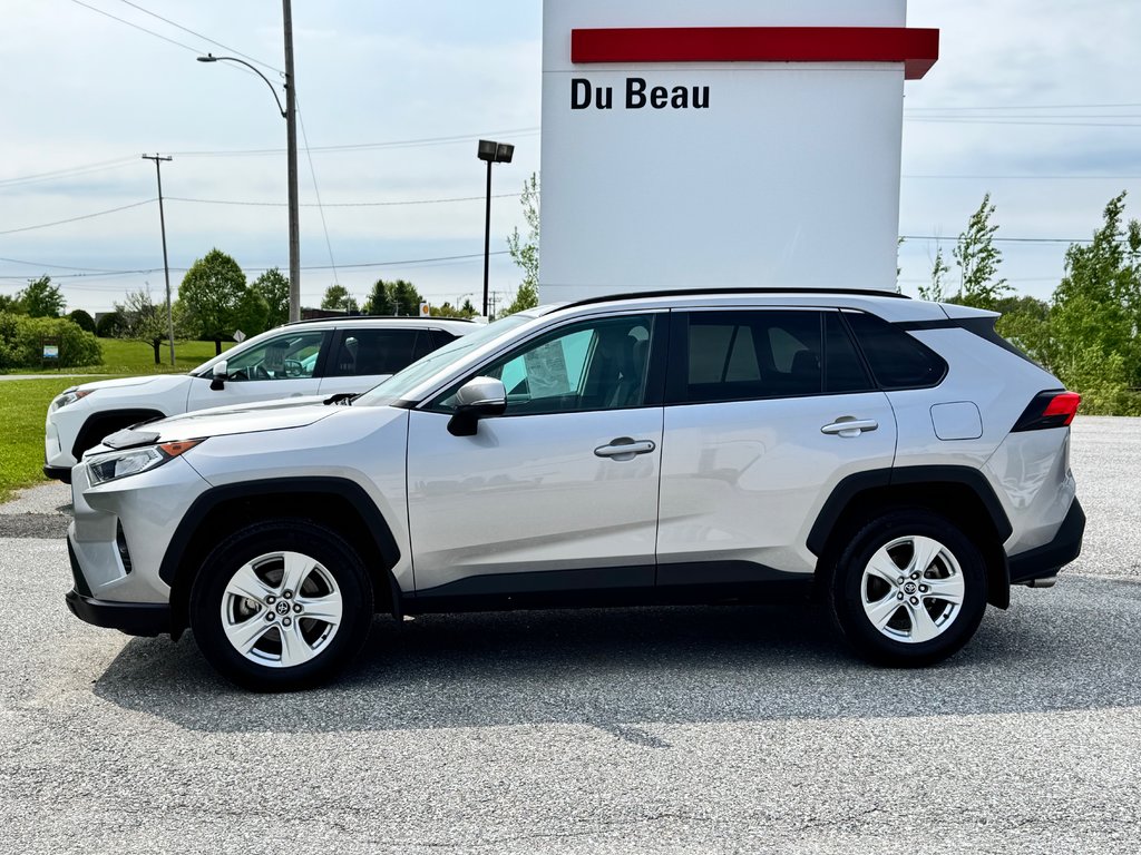 Toyota RAV4 XLE AWD / TRÈS BAS KILOS / FIABILITÉ ASSURÉE / 2019 à Thetford Mines, Québec - 7 - w1024h768px