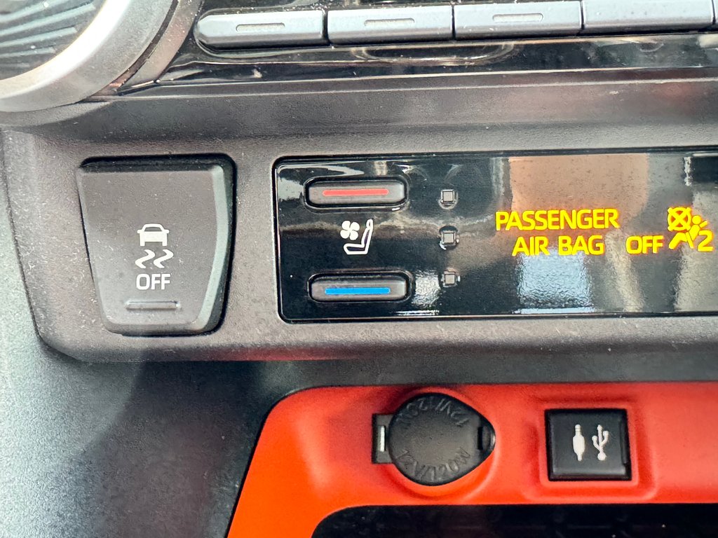2019 Toyota RAV4 TRAIL / LE MOINS CHER DU NET POINT FINAL / in Thetford Mines, Quebec - 45 - w1024h768px